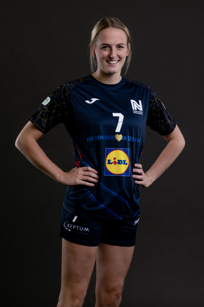 #7 Lynn Knippenborg